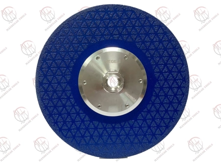 دیسک وکیوم بریز مثلثی ایگلی ، رنگ آبی، دارای فلنچ و مهره M14، مناسب برای برش و سایش مواد مختلف.